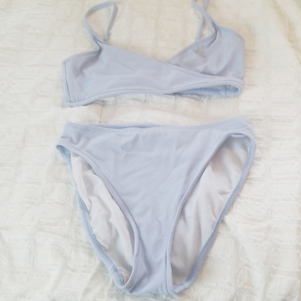 Reposh I love this Calvin Klein suit.